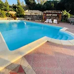 Villaggio Ristorante Pizzeria Museo Tanit מלון