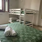 Villaggio Ristorante Pizzeria Museo Tanit מלון קרבוניה