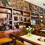 Villaggio Ristorante Pizzeria Museo Tanit מלון קרבוניה