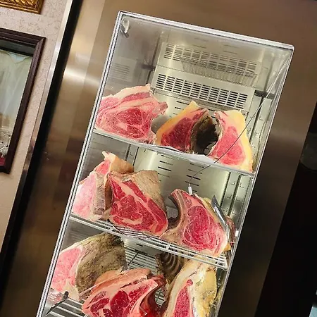Hotel Villaggio Ristorante Pizzeria Museo Tanit