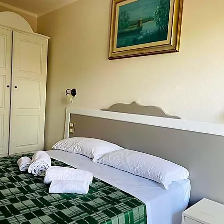 Hotel Tanit Hotel Ristorante Storia Del Sulcisiglesiente 3*