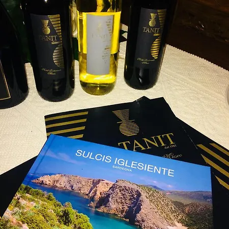 Tanit Villaggio Ristorante Hotel