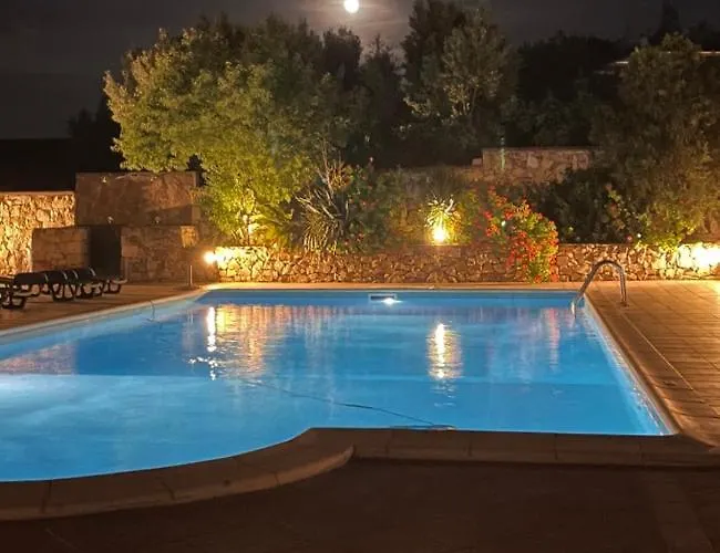 Tanit Villaggio Ristorante 3* Carbonia